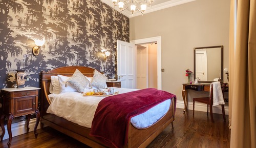Suite, Private Bathroom (Furlong)