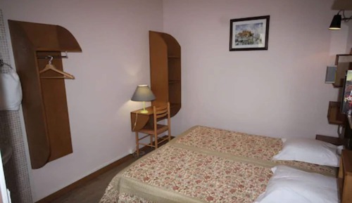 Chambre Double Économique, salle de bains commune