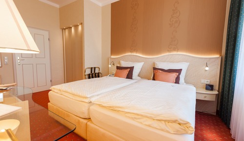 Basic Double Room (elevator up to 2nd floor only)