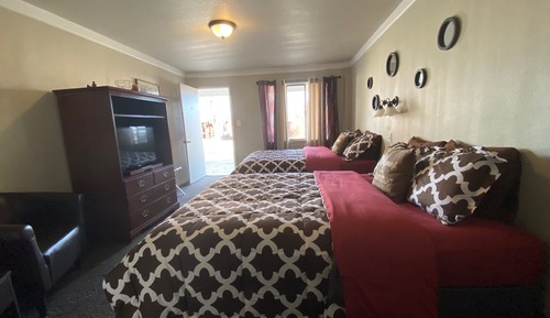 Standard Room, 2 Queen Beds