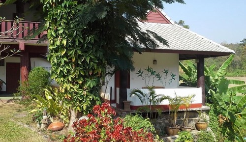 Traditional House (บ้านสายไหม max 10 persons)