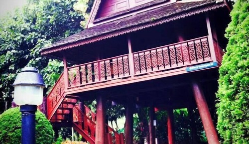 Traditional House (บ้านยุ้ง - max 4 persons)
