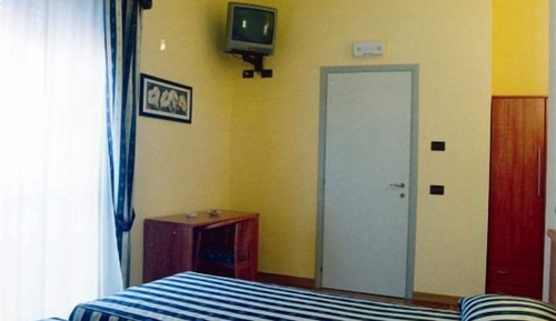 Basic Triple Room, Accessible, Non Smoking