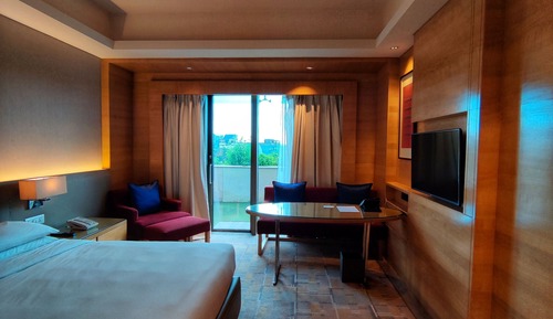 Regency Room with Balcony & Lounge Access-Pool View