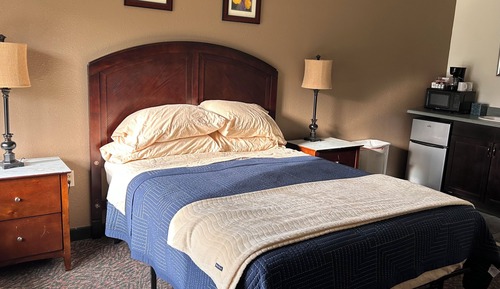Economy Studio, 1 Queen Bed, Private Bathroom, Ground Floor