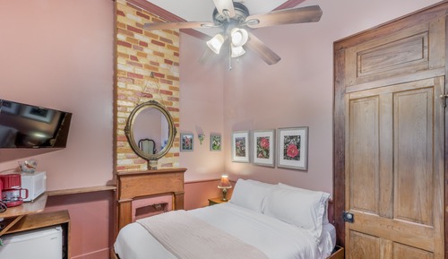 Room, Private Bathroom (The Garden Room)