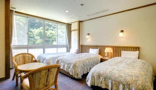 Triple Room
