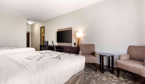 Suite, 2 Queen Beds, Non Smoking