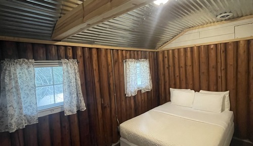 Standard Duplex, 1 Bedroom, Partial Lake View