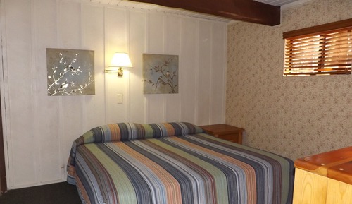 Premium Cabin, Private Bathroom, Mountain View (Cabin #16)