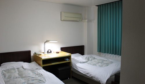 Twin Room, Non Smoking (B)