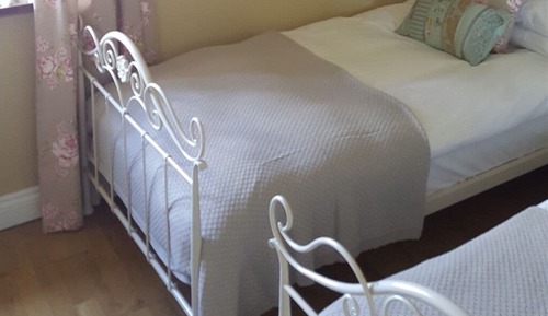 Standard Twin Room, Ensuite, Garden View