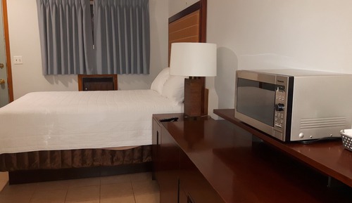 Studio, 1 Queen Bed, Kitchenette