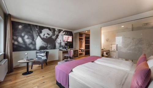 Double Room (Panda)