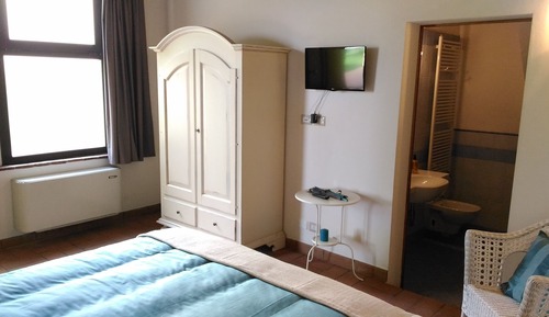 Romantic Double Room
