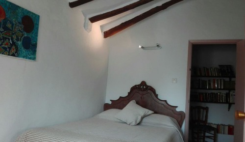 Room, Mountain View (Small)