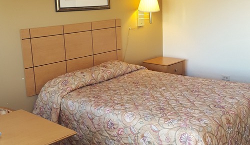 Standard Room, 1 Queen Bed, Smoking