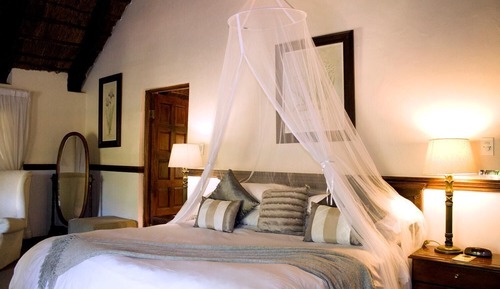 Honeymoon Suite