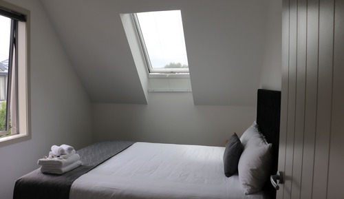 Executive Room, 1 Bedroom, Refrigerator & Microwave (First Floor)