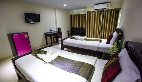 Deluxe Twin Room