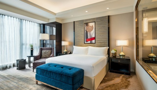 Fairmont, Room, 1 King Bed