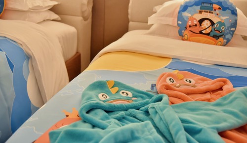 Kiko Dino Family Room