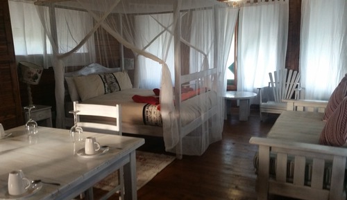 Panoramic Cabin, 1 Queen Bed, Ocean View, Beachfront