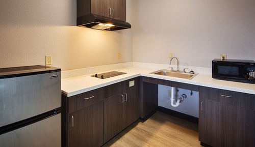 Standard Room, 2 Queen Beds, Non Smoking, Kitchen (Full Kitchen)