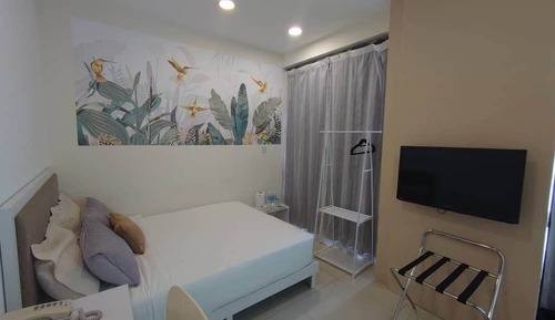 Premium Deluxe Room with Window