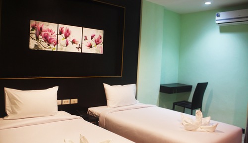 Standard Twin Room