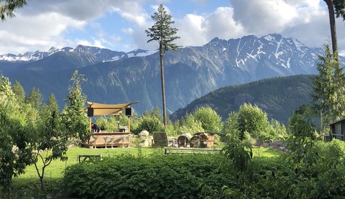 Exclusive Cabin