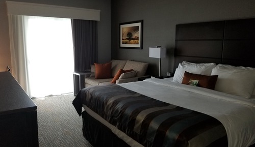 Room, 1 King Bed, Accessible, Balcony