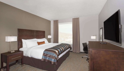 Room, 1 King Bed, Accessible