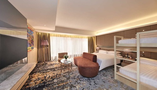 Family Room, 1 Bedroom