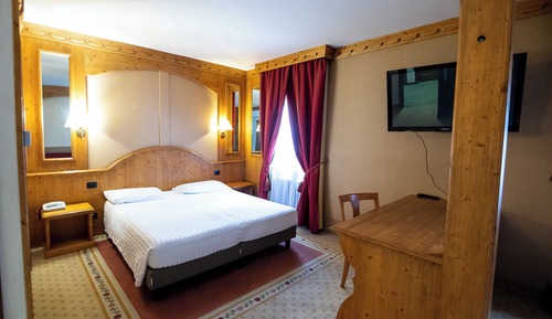 Comfort Triple Room