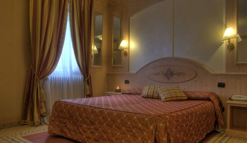 Basic Triple Room
