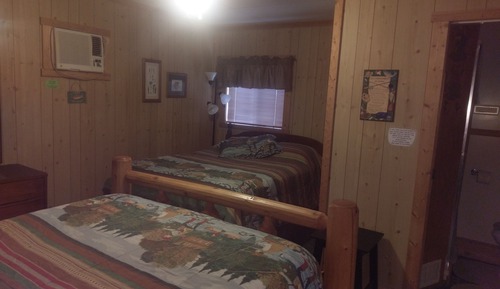 Deluxe Cabin, 2 Double Beds (Cabin #7)