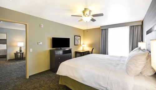 Suite, 2 Bedrooms, Accessible, Non Smoking (hearing acc)