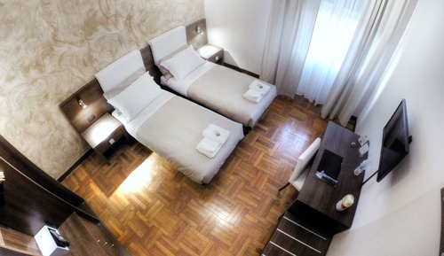 Double or Twin Room, Non Smoking, Private Bathroom (bagno esterno)