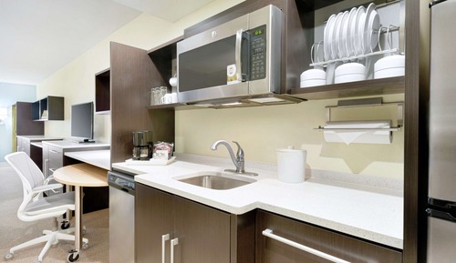 Studio, 2 Queen Beds, Accessible, Non Smoking (w/ bathtub)