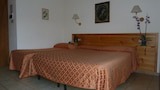 Basic Quadruple Room, Balcony, Mountain View