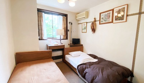 Standard Single Room, Shared Bathroom