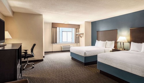 Room, 2 Double Beds, Non Smoking, Pool View