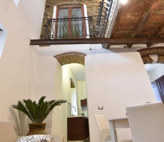 Deluxe Double Room with Balcony and Sea View