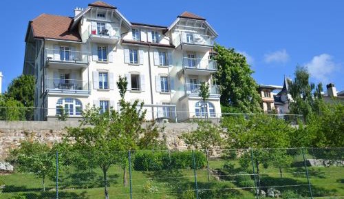 Two-Bedroom Apartment with Balcony and Lake View - 1st floor