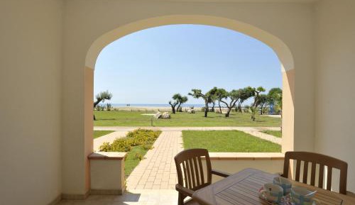 Studio with Patio and Sea View