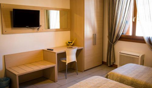 Superior Double or Twin Room with Kitchenette - Annex