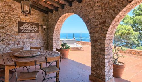 Villa with Sea View