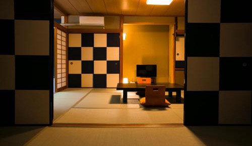 Deluxe Japanese-Style Room