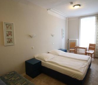 Twin Room with Bathroom